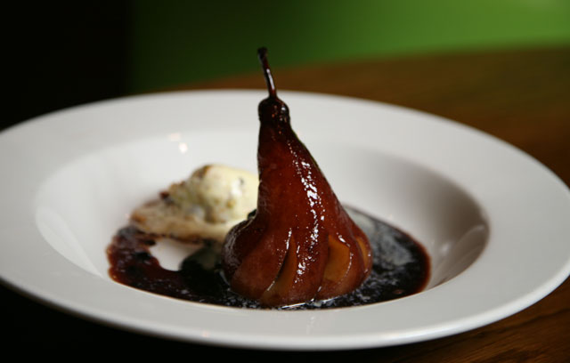 Poached Pears in Red Wine 