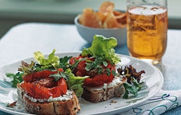 Toasted Open Sandwich with Goat's Cheese and Oven-roasted Tomatoes
