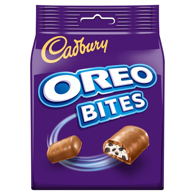 Cadbury Dairy Milk Oreo Bites Chocolate Bag, 110g
