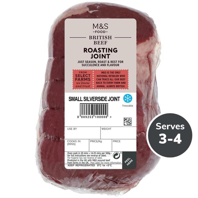 M & S British Beef Roasting Joint, Typically: 1.07kg