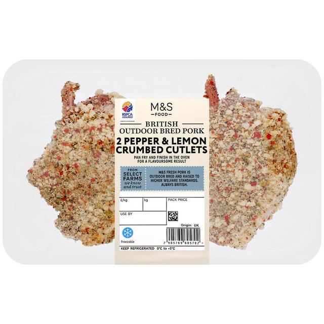 M & S 2 British Outdoor Bred Pork Cutlets With Black Pepper and Lemon Crumb, Typically: 580g
