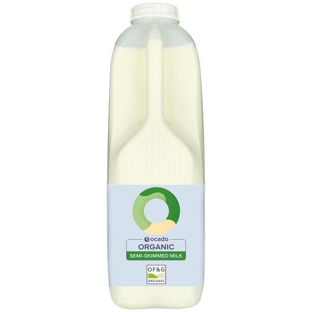 Ocado Organic British Semi Skimmed Milk, 1.136L