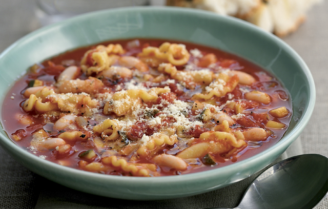 Tuscan-style Pasta and Bean Soup