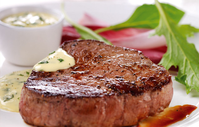 Fillet Steak with Béarnaise Sauce