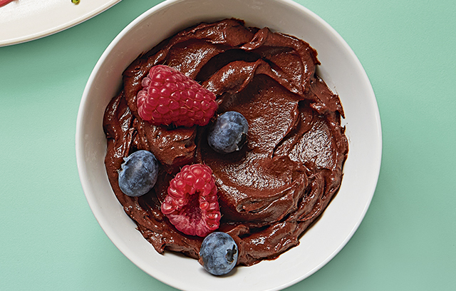 Instant Avo Choccy Mousse