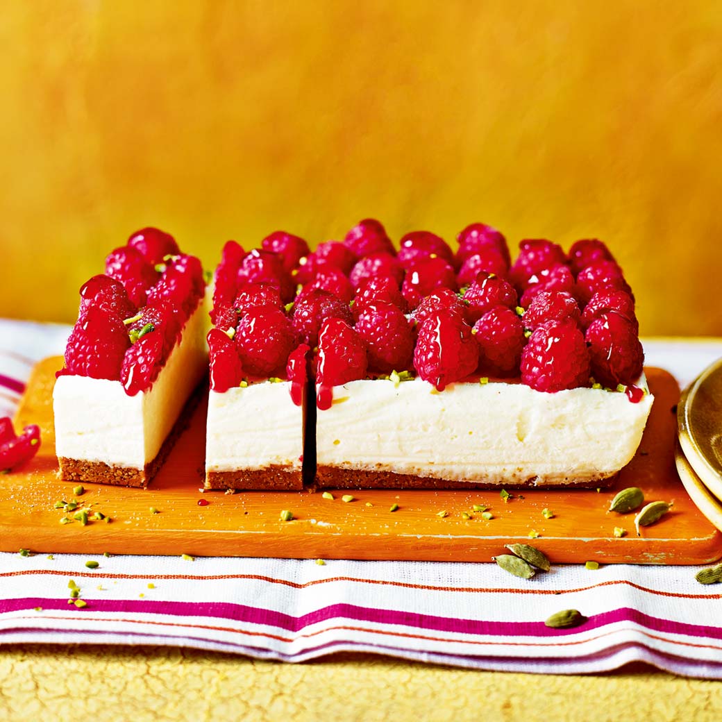 Cardamom and Raspberry Cheesecake 
