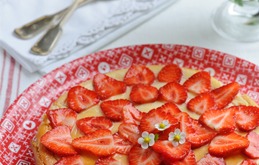 Strawberry, Ricotta and Thyme Cheesecake