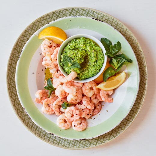 Sauteed King Prawns with a Minty Pea Dip