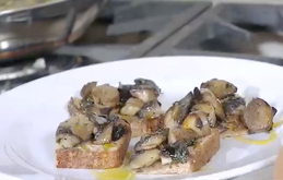 Open Sandwich - Mushrooms & Thyme