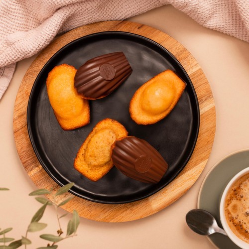 Maison Colibri Traditional Madeleine Dark Chocolate Shell