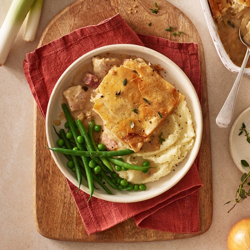 COOK Chicken, Ham & Leek Pie for 2