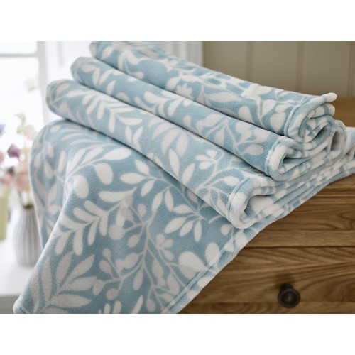Deyongs Cozy Comforts Mables Garden Throw