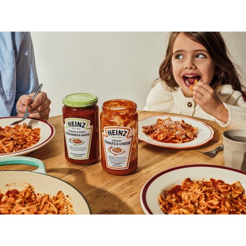 Heinz Cheesy Tomato Pasta Sauce