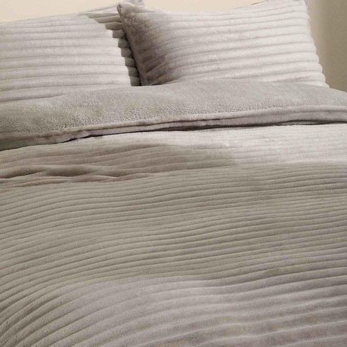 M&S Cloud Fleece Bedset, King, Grey