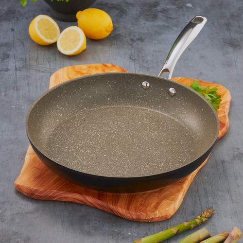 Stellar Rocktanium Non Stick Frying pan 30cm