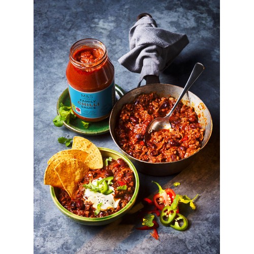 M&S Family Chilli Sauce