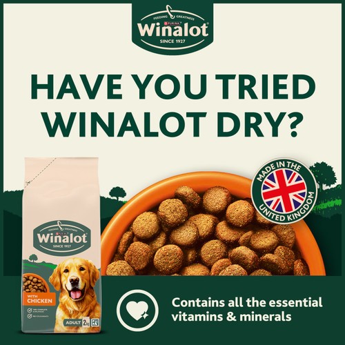 Winalot Meaty Chunks Mixed in Gravy Wet Dog Food