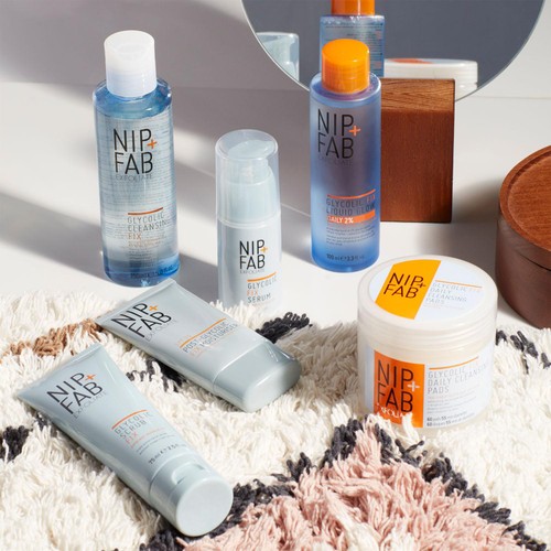 Nip+Fab Glycolic Exfoliating Scrub