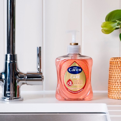 Carex Advanced Care+ Macadamia Oil Antibacterial Handwash
