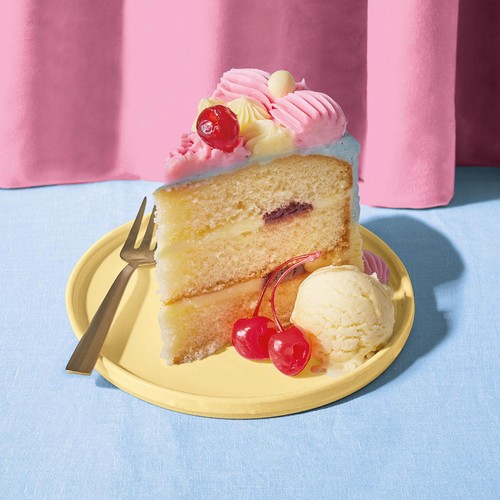 M&S Vintage Party Cake