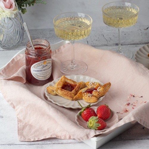Tiptree Strawberry Conserve with Champagne