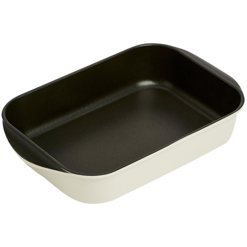 M&S Chef Cast Aluminium Roaster, Ivory