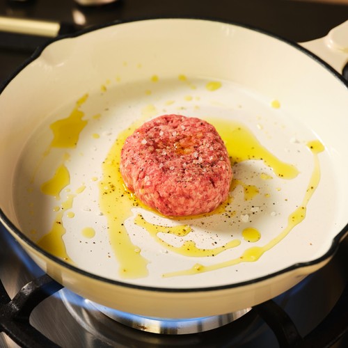 Canvin & Gunner Caramelised Onion Smash Burgers