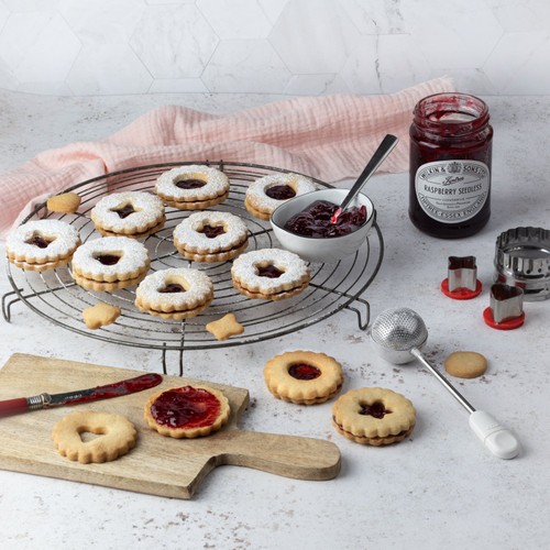 Tiptree Raspberry Seedless Jam
