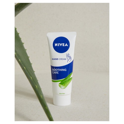 NIVEA Sooth Care Hand Cream Aloe Vera