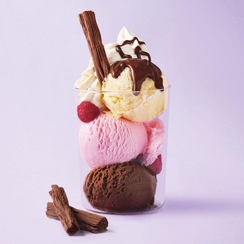 M&S 10 Chocolate Sticks