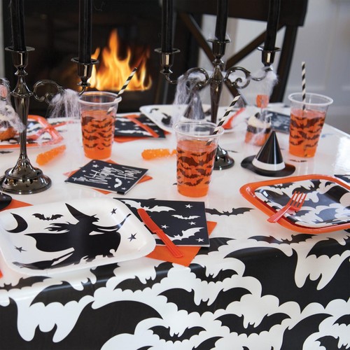 Halloween Black Bats Plastic Party Cups, 473ml