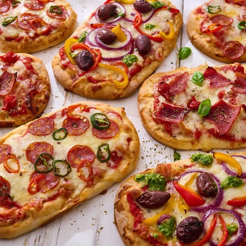 Warburtons GF 4 Soft White Pittas