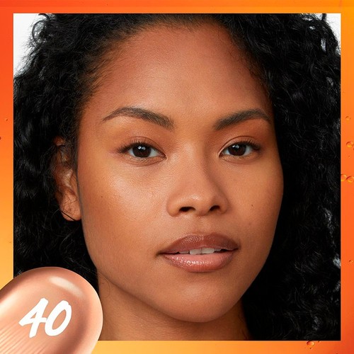 Maybelline SuperStay up to 24H Skin Tint Foundation + Vitamin C  40