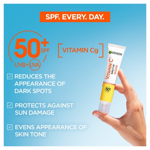 Garnier Vitamin C Daily UV Brightening Fluid Sheer Glow, SPF50+