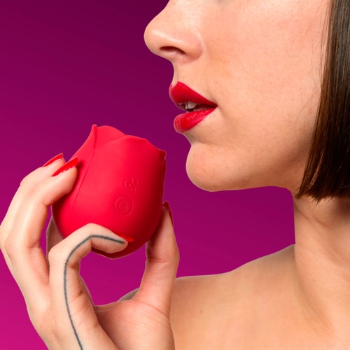 So Divine Date Night Rechargeable Rose Pulsating Clitoral Stimulator