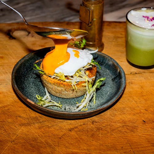 Pieminister Eggs Benny Quiche with Ham, Spinach & Vintage Cheddar