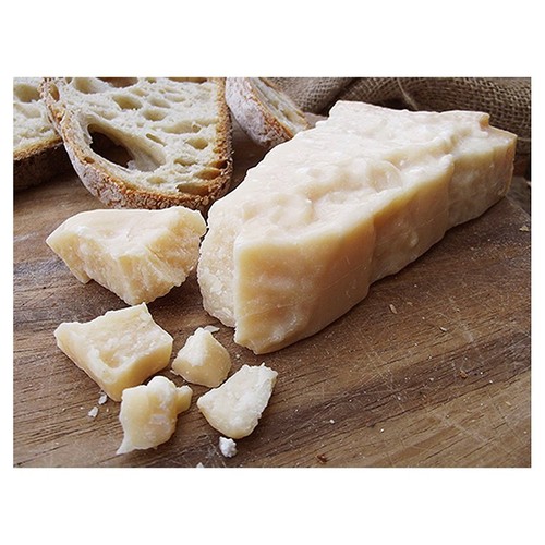 Natoora Parmigiano Reggiano di Sola Bruna
