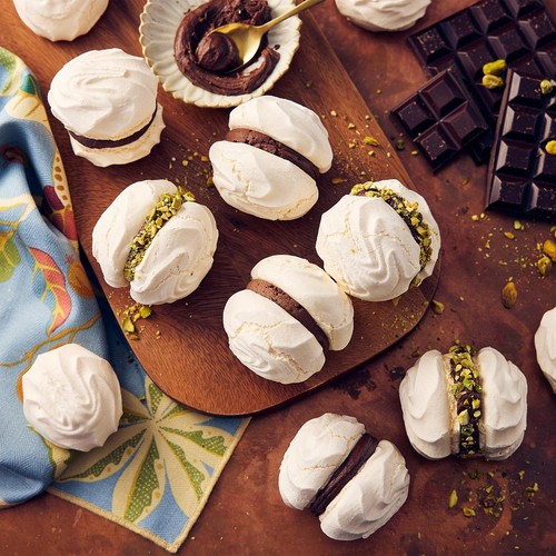Cotswold Meringues Plain Whirl Tub