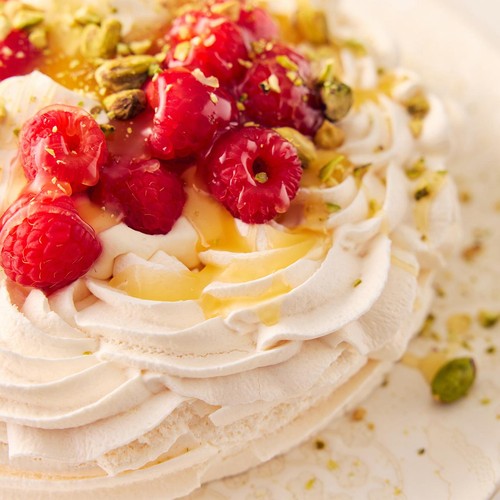 Cotswold Meringues Boxed Medium Pavlova