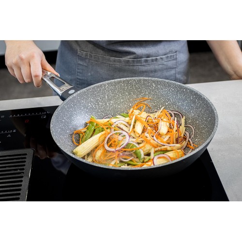 MasterClass Cast Aluminium Non-Stick Wok 28cm(11'')