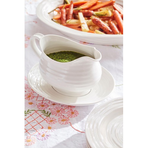 Sophie Conran White Gravy Boat & Stand 