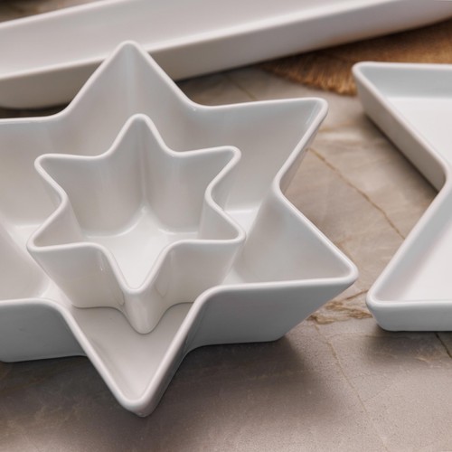 Mikasa Chalk Porcelain Star Shaped Bowls