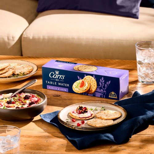 Carr's Table Water Garlic and Herb Crackers