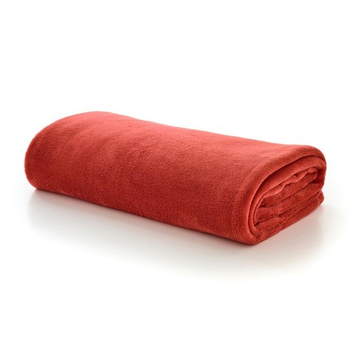 Deyongs Snuggle Touch Throw, Crimson