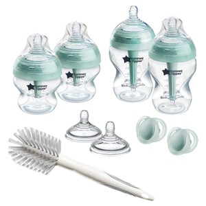 Tommee Tippee Advanced Anti-Colic Bottle Newborn Baby Starter Kit
