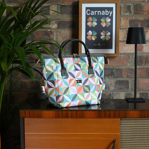 Beau & Elliot Carnaby Petal Insulated Convertible Lunch Bag