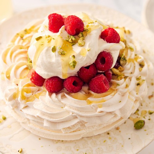 Cotswold Meringues Boxed Medium Pavlova
