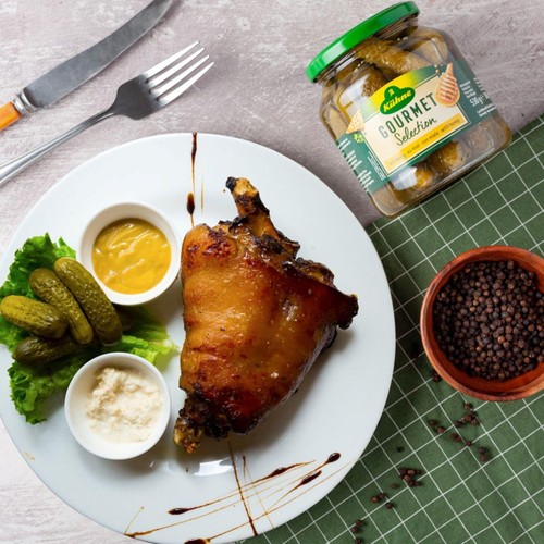 Kuhne Gourmet Gherkins with Honey