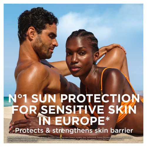 Ambre Solaire SPF 50+ Sensitive Dry Mist Sun Cream Spray