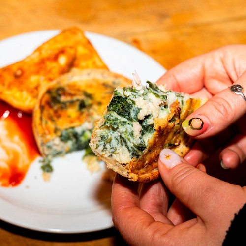Pieminister Eggs Benny Quiche with Ham, Spinach & Vintage Cheddar